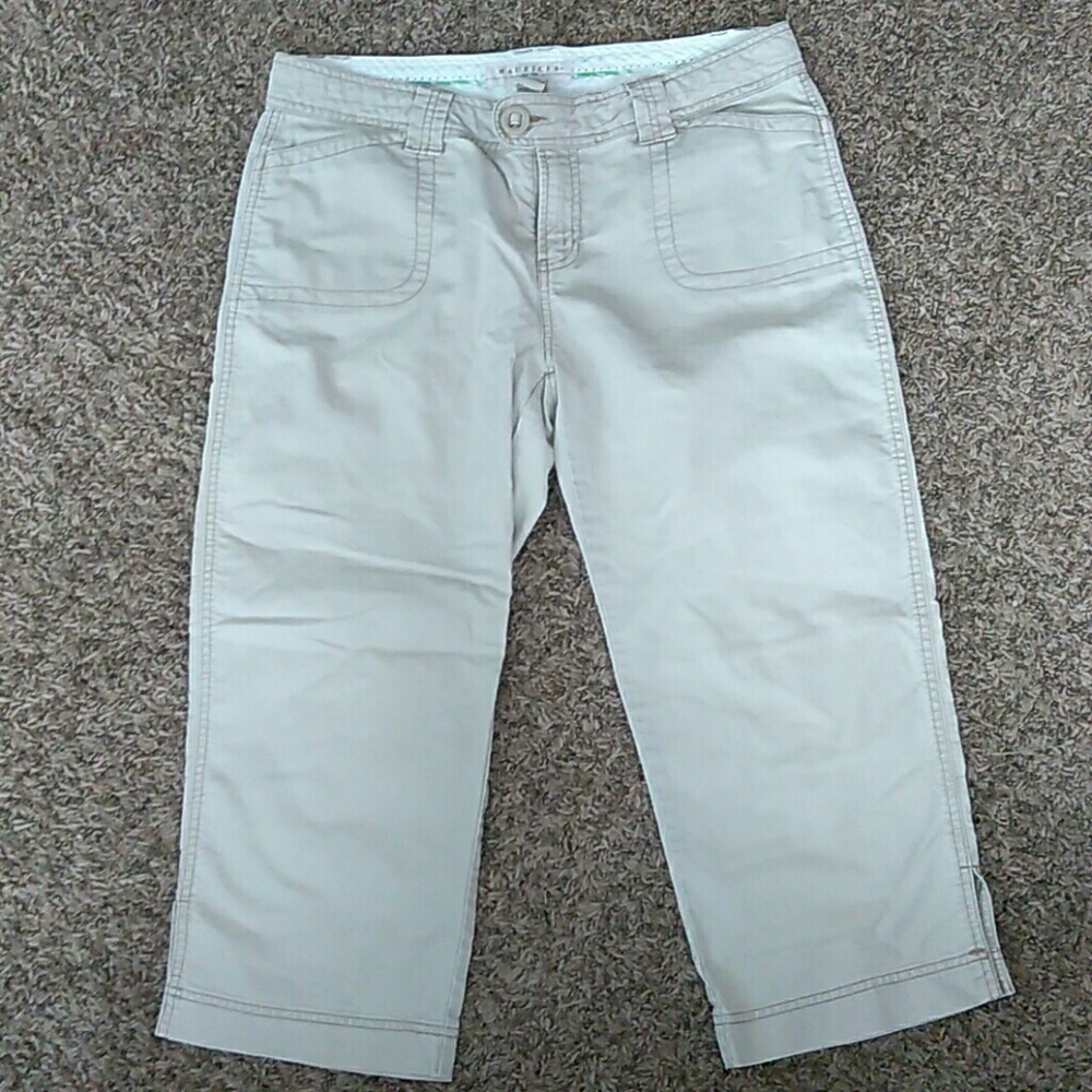 Sold Maurice's Khaki Capris Size 11/12